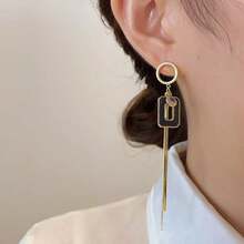 Asymmetrical Drip Oil Square Pendant Earrings For Women, Personalized Versatile Tassel Earrings For Daily, Party, And Gathering - Earrings - View 2