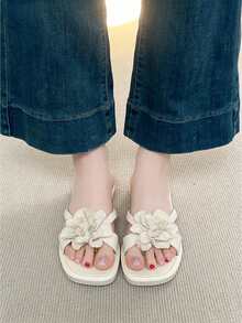 Women's White Sandals, New Summer 3D Floral Sandals, Elegant Ladies Sandals, Casual & Comfortable, Women's Sandals, Sandals, Women's Summer Sandals, Minimalist Fashion Flat, Women's Slippers, Lightweight Soft-Sole, Women's Flat Sandals, Black Sandals, Women's Slippers, Outdoor Holiday Beach Sandals, Summer Sandals, Women's Slippers, Flat Sandals, New Women's Shoes, Women's Slippers, Sandals - White - View 4