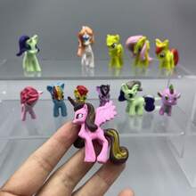 MY LITTLE PONY 12件套小马宝莉主题桌面摆件及蛋糕装饰套装 - 完美的节日礼物，适合送给朋友、派对装饰、家居装饰。设计俏皮，材质耐用，轻巧便携，具有收藏价值，是收藏家和派对策划者的理想之选。 - 彩色 - 查看 6