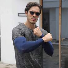 1 Pair Men's Summer Sunscreen Ice Silk Arm Sleeves, Loose Oversized UV Protection Arm Sleeves Made Of Moisture-Wicking Fiber - Suitable For Outdoor Activities In Summer - Great For Runners, Cyclists And Hikers