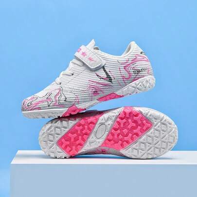 青少年TF钉鞋，尺码32-39，多种颜色可选，魔术贴搭扣方便穿脱，青少年钉鞋