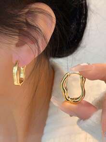 Khuyên tai vòng vàng bất đối xứng thời trang, khuyên tai tròn phù hợp cho phụ nữ đeo hàng ngày, quà tặng. - Bông tai hình học - Xem 10
