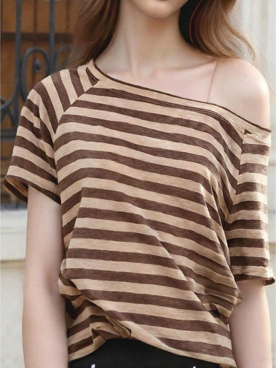Women's Loose Fit Tops Fashionable Striped Short Sleeve Off One Shoulder T-Shirt For Casual Daily Wear Women's Brown  Tan Striped Cold Shoulder Short Sleeve Top - Oversized Relaxed Fit Soft Breathable Fabric Stylish Casual Versatile Daily Wear(S-XL) - 棕色 - 查看 1