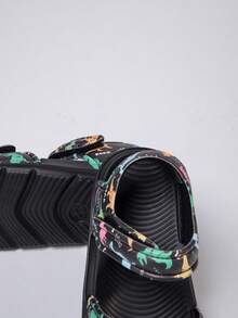 男童时尚休闲百搭印花趣味长颈鹿图案魔术贴沙滩凉鞋，夏季 - 黑色 - 查看 8