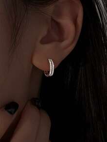 S925纯银极简立方氧化锆耳环，女士圆形耳环，精致珠宝，14K镀金，完美结婚礼物 - 銀色 - 查看 5