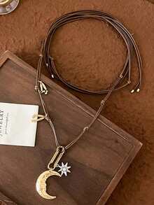 1 Pc Elegant Retro Style Moon Octagram Pendant Necklace For Women. Suitable For Daily Wear By Women, For Attending Parties, Valentine's Day And Other Occasions. It Can Also Be Given As A Gift To Family Members And Girlfriends.