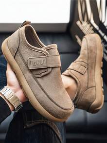 Zapatos deportivos casuales para hombres, nueva colección 2026 de tela de ante suave y cómoda, suela blanda, ligeros, adecuados para el uso diario, estilo campus, zapatos para hombres - Granate - Ver 3