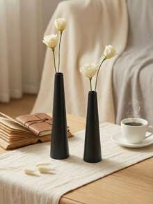 Minimalist Metal Vase, Compact & Elegant, Black & Gold Cone Design, Metal Material, No Worry Of Falling, Suitable For Wedding Table Centerpiece, Candlelight Dinner Table Decor, Home Decor, Room Decor, Gift For Girlfriend, Gift For Women, Winter Gift