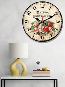 Relógio de Parede de Madeira Floral Vintage - Silencioso Sem Tique-Taque, Números Romanos e Mostrador Floral, Decoração Rústica com Rosas Rosa/Vermelhas - Alimentado por Bateria (AA não incluída) - Para Sala de Estar, Cozinha, Quarto - Disponível em 10/12 Polegadas - Presente de Aniversário/Casamento/Inauguração da Casa, Estética Rústica, Detalhes Decorativos - Multicolorido - Visão 2