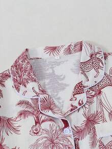 Giraffe & Monkey Print Short Sleeve Shorts Pajama Set For Women - Red - View 2