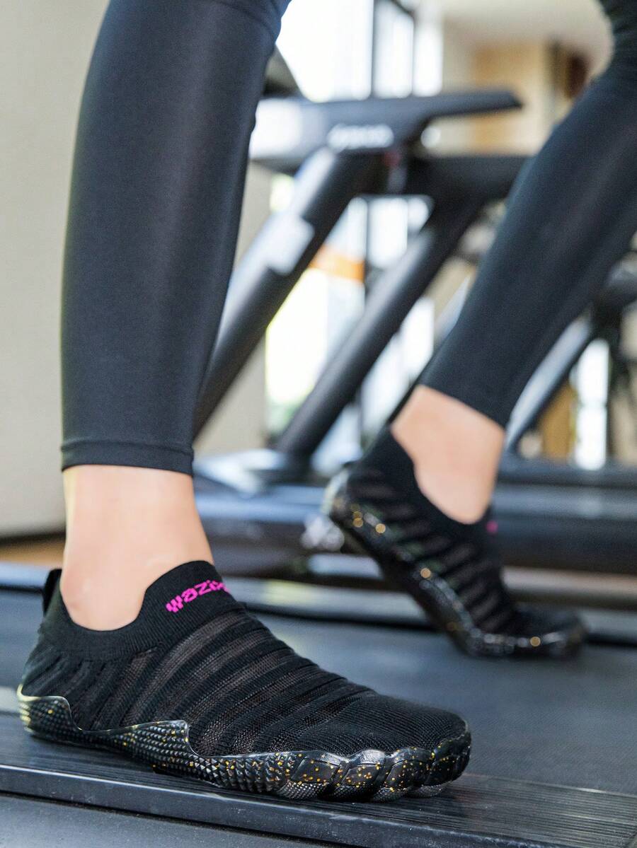 TOLLN 1 Pair Of Women's Indoor Gym Treadmill-Specific Anti-Slip Soft Sole Fully Breathable Fitness Training Shoes - Black - View 1