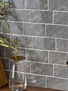 WoStick 灰色石纹防水3D砖纹墙板，可移除自粘墙砖贴纸，适用于厨房防溅板、浴室和节日装饰 - 灰色石紋 - 查看 7