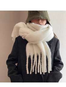 1条经典纯色流苏围巾，男女通用时尚休闲防风保暖披肩，舒适毯式围巾，适合日常佩戴，秋冬季节适用