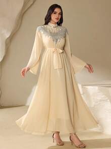 女士立领亮片褶皱腰带设计优雅日常长袖雪纺连衣裙，阿拉伯风格连衣裙，优雅阿巴雅长袍，夏季度假装，春假装，婚礼宾客装，生日装，优雅派对礼服，2026年嘉年华女士造型 - 香檳色 - 查看 5