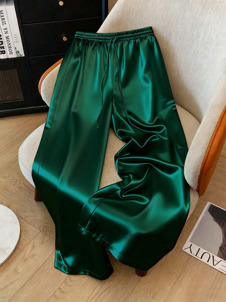 1件纯色梭织面料抽绳腰裤，适合度假、上学、聚会、机场、舞台和音乐会穿着，秋冬季带亮面。 - 墨綠色 - 查看 1