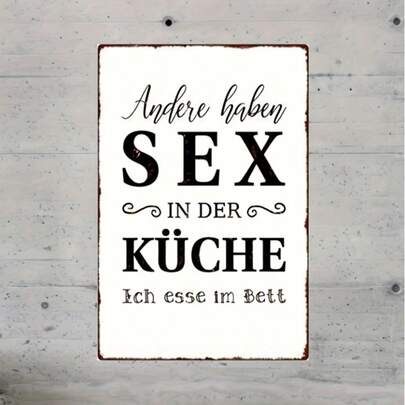 Chic German-Inspired Metal Wall Sign - 'Andere HABEN Se In Der Knche Ich Esse Im Bett' Quote, Perfect For Home Decor & Gifts, Available In White/Green/Yellow/Black