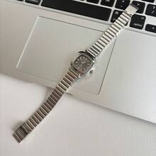 Classic Gold Square Quartz Watch, Minimalist Small Watch For Women, Adjustable Stainless Steel Bracelet - 黑與白 - 查看 3