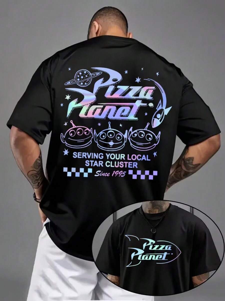 1 Piece, Disney Men's T-Shirt, Toy Story Pizza Planet T-Shirt With Double Printing Design And Alien+Text Typesetting Printing On The Back, Round Neck Casual And Comfortable T-Shirt, Breathable And Light, Suitable For Sports And Leisure Wear, Loose T-Shirt, Suitable For Gifts, Suitable For Travel And Party Wear. - Black - View 1