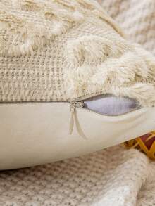 1pc/2pcs Easter Vertical Egg Faux Fur Pillow Cover, Velvet Spring Sofa Cushion Cover Suitable For Living Room, Bedroom, Farmhouse - Beige - View 6