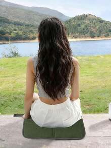 1个户外防水坐垫，隔热，可折叠便携设计，适合攀岩、徒步、露营，也可作为户外聚会的花园家具，配有攀岩登山扣。 - 彩色 - 查看 2