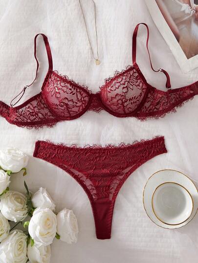 Lencería romántica y encantadora para mujer con bordado de encaje, aros y diseño floral en color burdeos, cómoda y sexy
