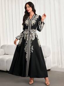 女士优雅浪漫复古印花长款衬衫裙 - 修身V领，收腰设计，是春夏度假和日常穿着的理想之选