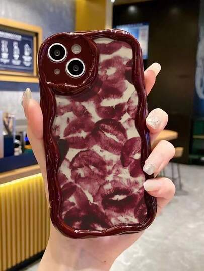 Estuche blando con estampado de labios en color crema, color vino tinto, ideal para IP17/IP17PROMAX/Iphone16/Iphone16pro/Iphone16promax/Iphone15/XR/7p8p/P12promax/P13promax/P14PROMAX/P13/P14/P11/P12/P14, suave, anticaída, para mujer, XS/S/XSMAX/78GES2, bonito y a la moda.