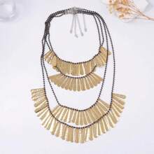 Geometric Metal Pendant Multi-Layer Beaded Necklace, Fashionable High-End Design, Suitable For Women's Daily Wear