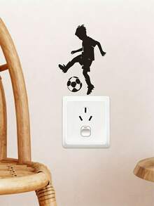 1 件装时尚运动主题足球男孩剪影墙贴，半哑光表面，自粘 PVC 足球运动员剪影贴纸，适用于装饰客厅、卧室、走廊，采用乙烯基材料制成