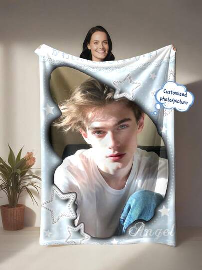 1pc Minimalist Design - Blue & Pink Butterfly Wing Border Left & Right Pattern Flannel Blanket, Customizable With Your Photo. Unique & Interesting, Modern Minimalist Design, Luxury Valentine's Day Gift Suitable For Friends & Lovers - Soft, Lightweight And Warm, Suitable For All Seasons - Suitable For Bed, Sofa, Office, Outdoor Camping And Travel - Multipurpose Blanket, Throw Blanket, Decorative Blanket