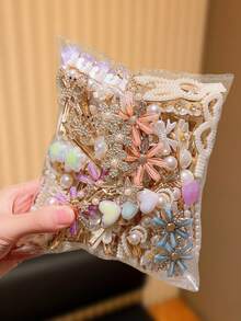 5/8/13/16pcs Random Multi-Color Cute Hair Clips, Includes Faux Pearl, Rhinestone, Flower, Heart, Butterfly & Other Decorative Elements, Adorable & Fashionable Minimalist Design, Best Gift For Girls, Suitable For Daily & Holiday Wear - Multicolor - View 2
