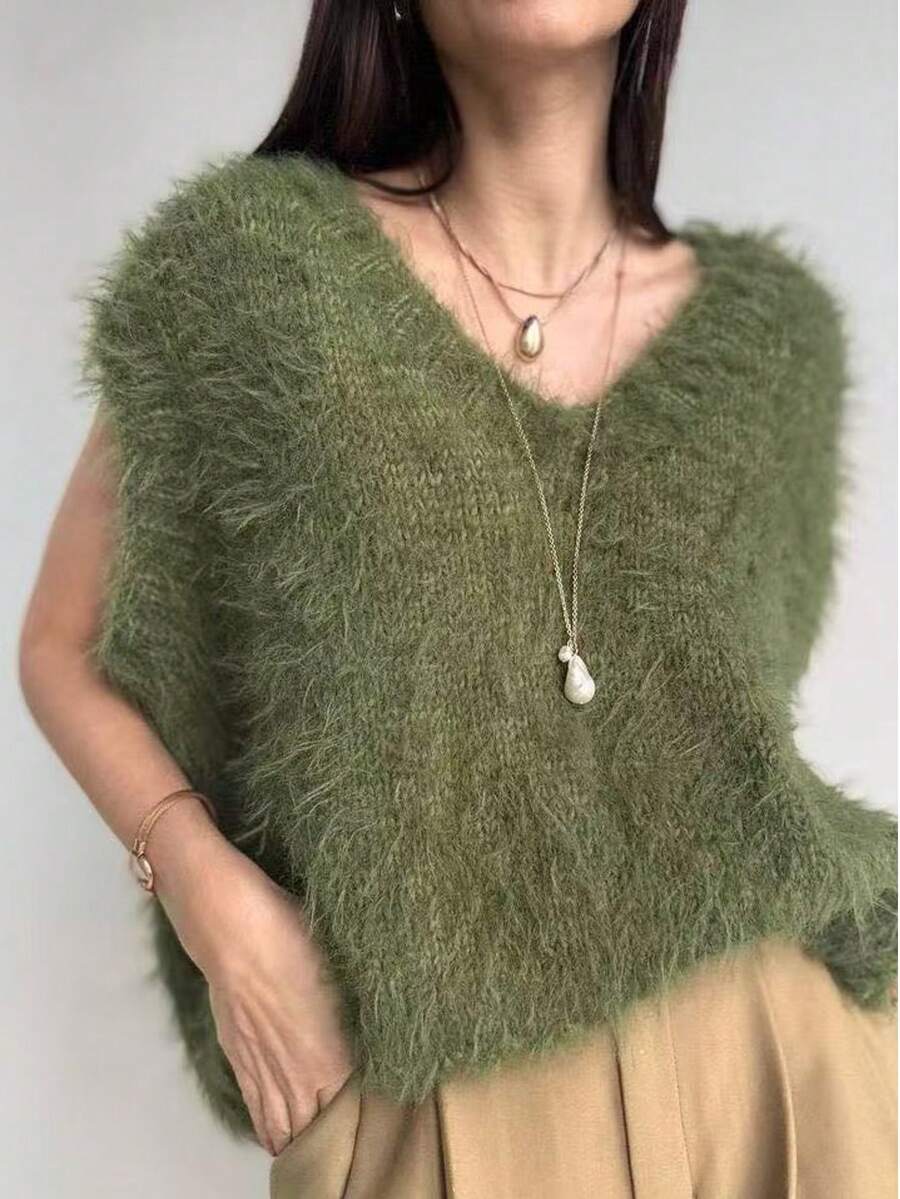 Fashionable Casual V-Neck Green Fine Velvet Knit Sweater - Dark Green - View 1