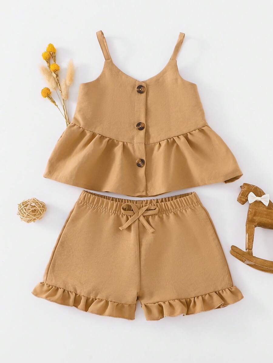 女婴卡其色吊带两件套，前扣设计+荷叶边下摆短裤配蝴蝶结，可爱春夏装 - 卡其色 - 查看 1