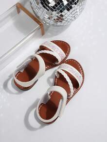 1 Pair Girls' Summer Sequin Woven Sandals, White Open Toe Hook And Loop Comfortable Soft Bottom Children Sandals - White - View 4