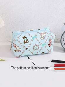 1个创意图案铅笔袋，饰有动物蝴蝶结和爱心图案，空间宽敞，适用于学习文具收纳和办公桌面收纳，学校用品。