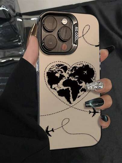 1 chiếc ốp lưng điện thoại IMD màu bạc nhiều màu sắc, họa tiết bản đồ thế giới và máy bay hình trái tim đen, tương thích với iPhone 17 Pro Max/16 Pro Max/15 Pro Max/13/15/16/17 Pro/14/11, ốp bảo vệ điện thoại thời trang mới.