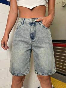 Women Casual Denim Bermuda Shorts With Pockets And Zipper Non-Stretch Straight Leg Style - Light Wash - View 3