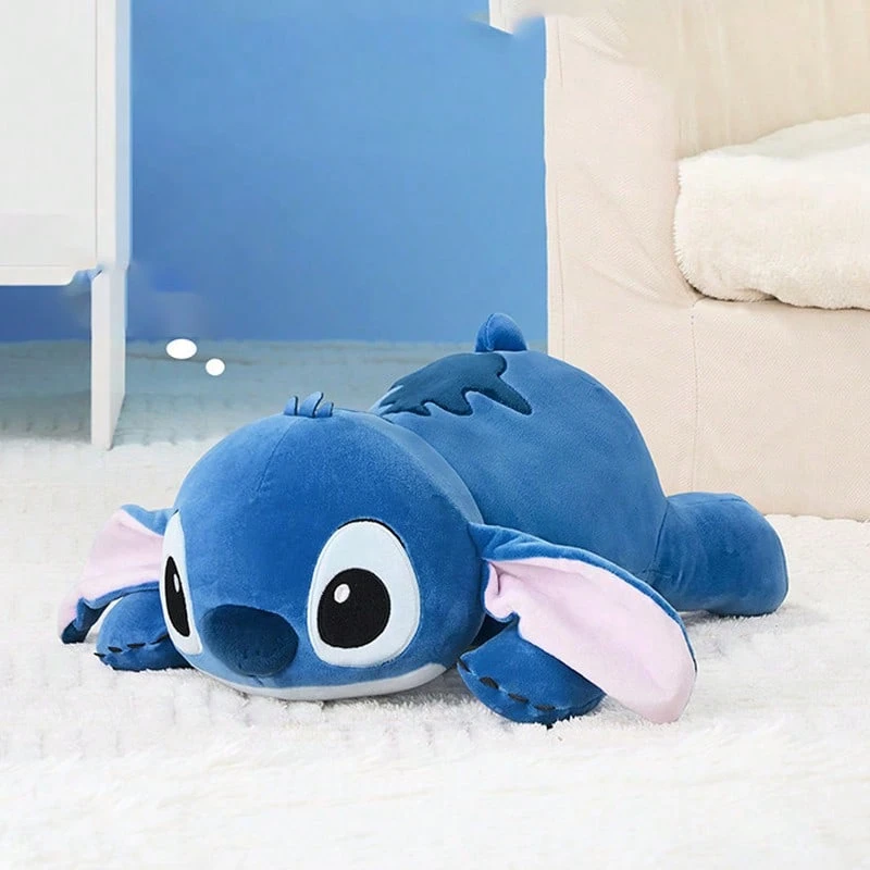 Miniso 迪士尼史迪奇卧姿16号毛绒玩偶，亲肤不掉毛面料，标志性大耳朵细节，中等尺寸设计，适合居家休闲/沙发装饰/靠垫玩具，可爱毛绒玩具（1个） - 彩色 - 查看 1