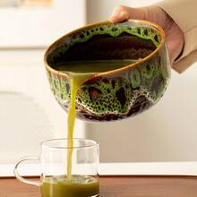 5件套陶瓷抹茶碗套装，釉面开片，中东及日式抹茶入门套装，适合初学者，高温烧制，触感舒适，釉面光滑，简约设计。套装包含陶瓷抹茶碗、抹茶筅、抹茶筛、抹茶勺，手工天然竹制，抹茶冲泡套装，送给男友、女友、家人、朋友、同事的理想礼物，适用于办公室、家庭、茶室等场所，高档茶具礼盒。 - 彩色 - 查看 7