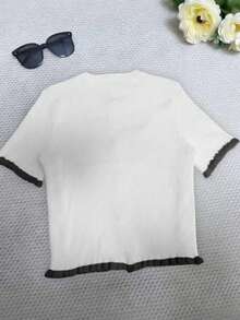 Áo len nữ mùa hè thiết kế cài khuy tai, màu be thanh lịch, tay ngắn, thích hợp cho hẹn hò và mặc hàng ngày. - Đen và trắng - Xem 6