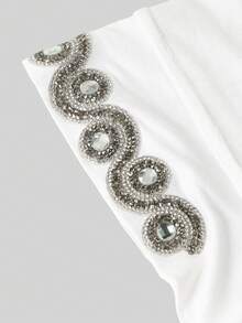 1pc Women's Solid Color Wavy Rhinestone Balaclava Hat, Made Of Modal Fabric, Hot-Fix Rhinestones, Soft & Comfortable Beanie Headscarf, Adjustable Drawstring Headwrap, Fashionable & Versatile Scarf Lining Hat, Suitable For Daily Wear