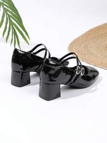 2026 New Vintage Women's High Heels, Black Patent Leather Square Toe Chunky Heel Mary Jane Shoes, Dual Buckle Retro Style, Mirror-Like Texture Chunky Heels, Non-Slip Wear-Resistant Commuter Shoes, Suitable For Commuting, Campus, Hanging Out With Friends, Afternoon Tea, Daily Outings, Parties, Traveling, And Photo Shoots - Black - View 4