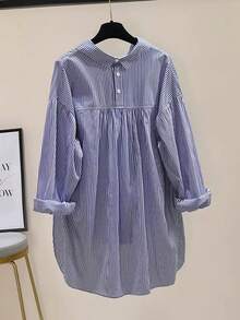 女士休闲棉混纺条纹前后开襟长袖衬衫，宽松版型，前短后长设计 - 藍白色 - 查看 2