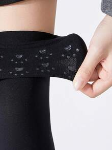 1双黑白硅胶防滑加长过膝袜，女士显瘦JK袜40/50/70厘米加长袜，天鹅绒大腿袜，日系甜美哥特风长筒袜，黑白猫爪防滑中筒袜，百搭修身透气极简性感学院风 - 彩色 - 查看 3