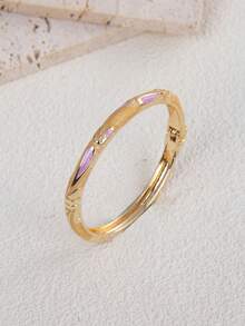 一款欧美时尚INS风水滴彩色珐琅开口弹力细手链，适合女性在办公室、日常生活、街头风格、音乐节等场合佩戴，可作为个性化配饰、节日礼物，也适合婚礼、情人节、母亲节和生日等场合。 - 水滴 - 查看 6