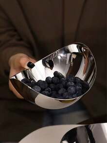 1pc German Luxury Stainless Steel Fruit Plate, Household Living Room Tea Table Dried Fruit Snack Tray, Creative Decor - Silver - View 6