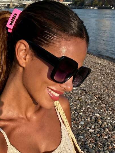 1 Pair Square Full Frame Casual Sunglasses, INS Design, Combining Modern And Retro Charm, Fashion Eyewear Suitable For Street Photography, Outfits, Vacation, Travel And Other Occasions, Fashionable Accessory