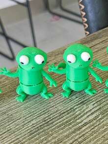 Viral "Lizard Lizard" Meme Fidget Toy - 3D Printed Articulated Dancing Green Lizard - Funny Wiggle Desk Pet For - Green - View 8