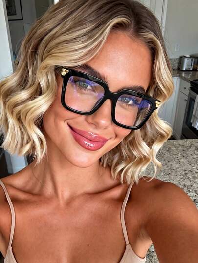 一副男女通用方形极简复古风眼镜，适合电脑/游戏/电视/手机/日常出行，透明镜片，高清眼镜，女士适用