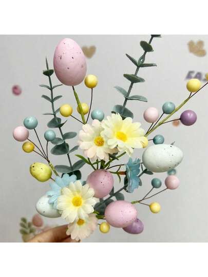 5 knippen konstgjorda påskblommor, dekorerade med ljusa ägg och bär, plastimitationsblombukett, lämplig för heminredning, påskdekor, rumsdekor, vårdekor, bordsdekor och högtidsdekor (på grund av maskintillverkning kan det finnas mindre defekter på ändarna av blomstjälkarna eller på äggens yta)